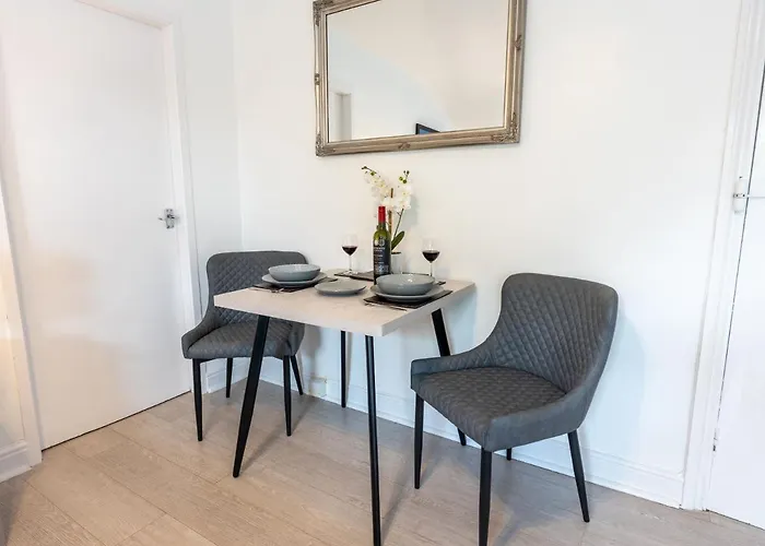 Tettenhall Lodge Studio